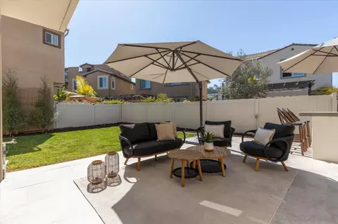 Exterior - 3008 Estero Rd, Carlsbad, CA 92010 photo 4 of 11