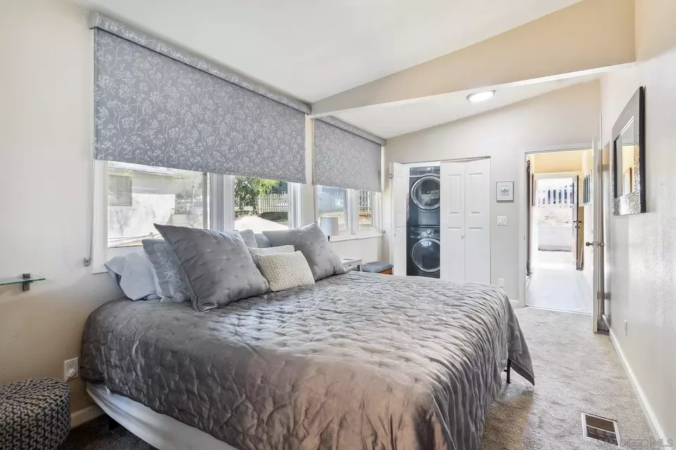 Bedroom - 624 S Kalmia, Escondido, CA 92025 photo 3 of 5