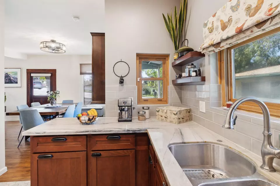 Kitchen - 624 S Kalmia, Escondido, CA 92025 photo 2 of 2
