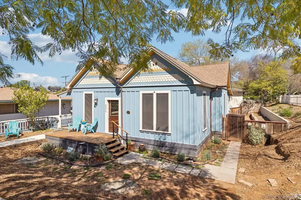 Exterior - 624 S Kalmia, Escondido, CA 92025 photo 2 of 5