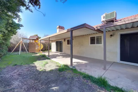 Exterior - 844 Bolen Dr, Paso Robles, CA 93446 photo 3 of 4