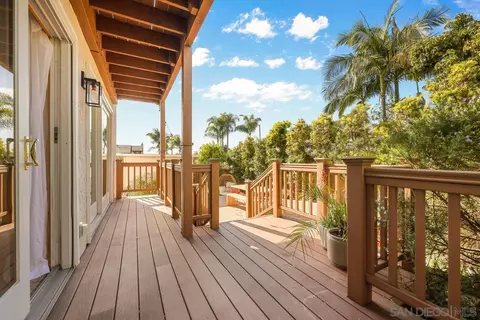 Exterior - 240 Calle De Sereno, Encinitas, CA 92024 photo 2 of 11