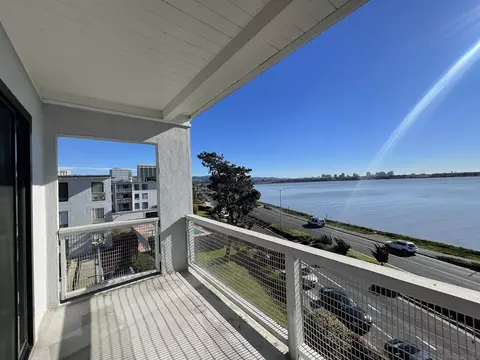 2 Anchor Dr #F498, Emeryville, CA 94608