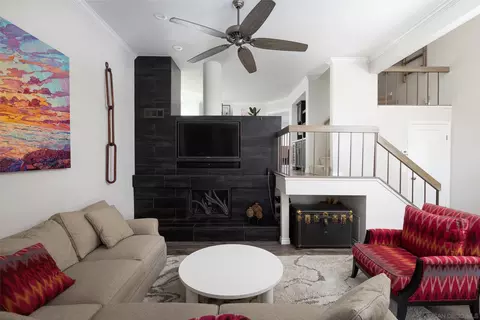 3147 Morning Way, La Jolla, CA 92037