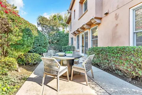 Exterior - 1374 Caminito Balada, La Jolla, CA 92037 photo 2 of 4