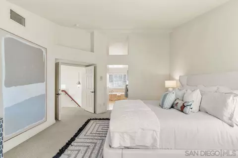 Bedroom - 1374 Caminito Balada, La Jolla, CA 92037 photo 1 of 4