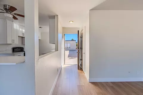 Entry Way - 634 8th St #17, Imperial Beach, CA 91932 photo 2 of 2