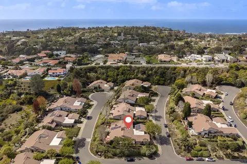 View/Area - 2267 Via Pravia, La Jolla, CA 92037 photo 1 of 3
