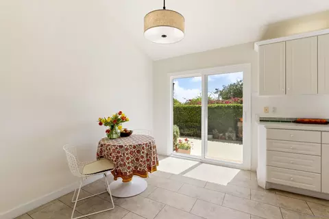 Dining - 2267 Via Pravia, La Jolla, CA 92037 photo 3 of 3