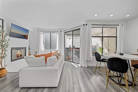 2236 River Run #233, San Diego, CA 92108