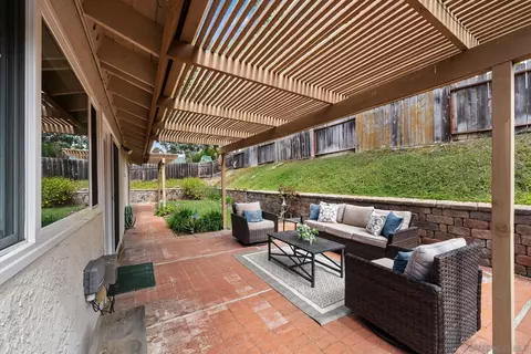 111 Little Oaks Rd, Encinitas, CA 92024 photo 16