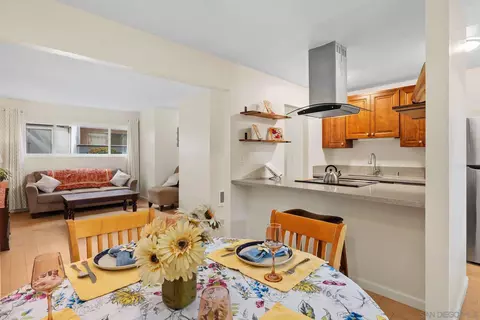 3262 Ashford St #A, San Diego, CA 92111