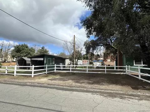 Exterior - 2441 Gladiola Dr, Campo, CA 91906 photo 3 of 4