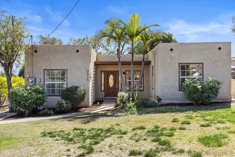 7965 Lincoln St, Lemon Grove, CA 91945