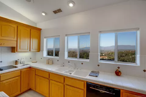 9941 Lan Ln, Escondido, CA 92026 photo 14