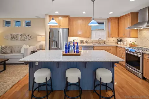 420 H Ave, Coronado, CA 92118 photo 8