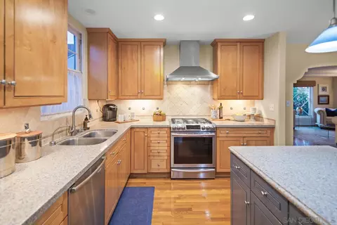 420 H Ave, Coronado, CA 92118 photo 10