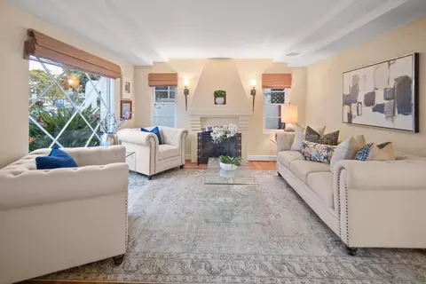 420 H Ave, Coronado, CA 92118 photo 2