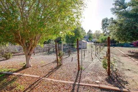 Exterior - 2610 Sunset Hls, Escondido, CA 92025 photo 8 of 29