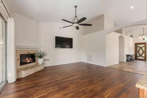 Living - 2610 Sunset Hls, Escondido, CA 92025 photo 3 of 3