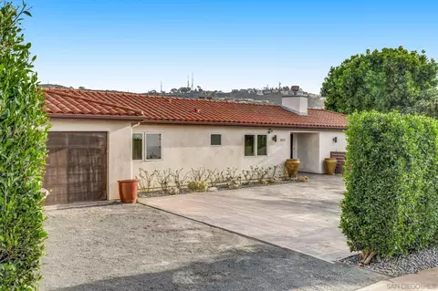 8101 Prestwick Dr, La Jolla, CA 92037 photo 7