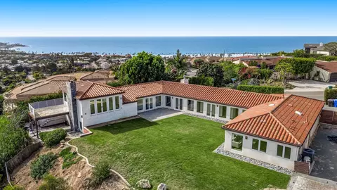 8101 Prestwick Dr, La Jolla, CA 92037 photo 33