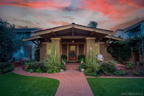 Exterior - 767 B Ave, Coronado, CA 92118 photo 2 of 10