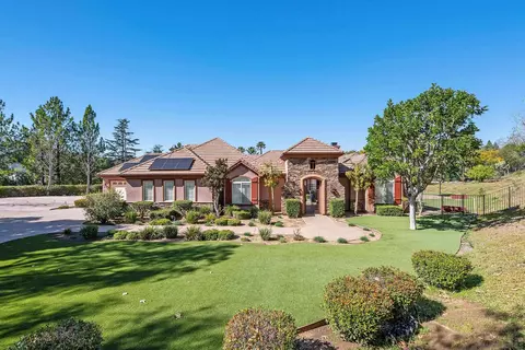 15034 Huntington Gate Dr, Poway, CA 92064 photo 2