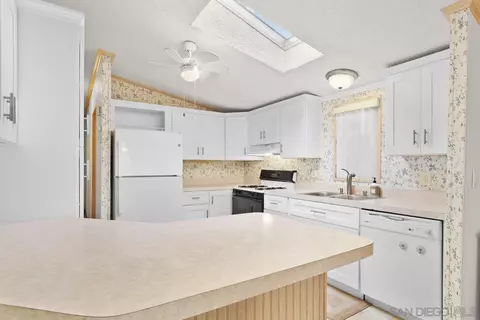 8301 Mission Gorge Rpad #152, Santee, CA 92071 photo 9