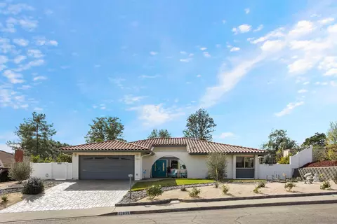 17852 Frondoso Dr, San Diego, CA 92128