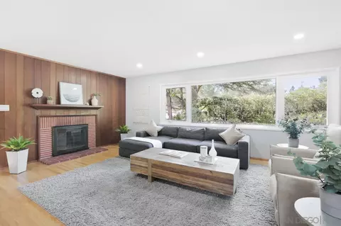 Living - 4485 Monahan Rd, La Mesa, CA 91941 photo 5 of 6