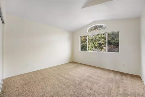 9704 Avenida Ricardo, Spring Valley, CA 91977 photo 19