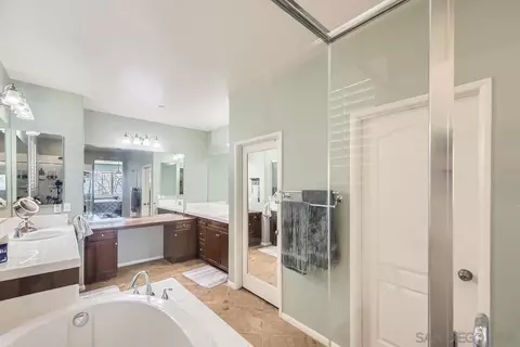 Bath - 5258 Bella Vista St, Santee, CA 92071 photo 1 of 2