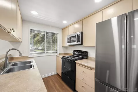 971 Amistad Pl #D, El Cajon, CA 92019 photo 15