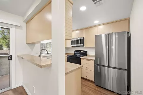 971 Amistad Pl #D, El Cajon, CA 92019 photo 14
