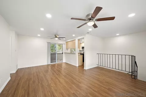 971 Amistad Pl #D, El Cajon, CA 92019 photo 3