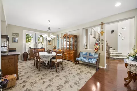 Dining - 2087 Amparo Ct, Escondido, CA 92025 photo 1 of 2