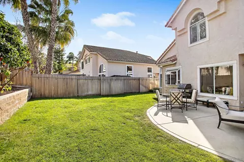 Exterior - 649 Mosaic Cir, Oceanside, CA 92057 photo 6 of 7