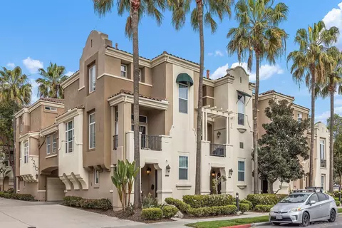 2240 Cushing Rd #136, San Diego, CA 92106