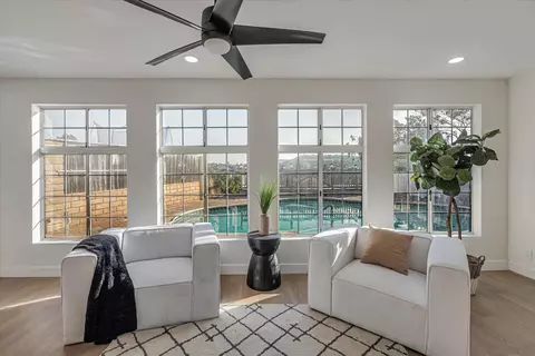 8160 Laurelridge Rd, San Diego, CA 92120