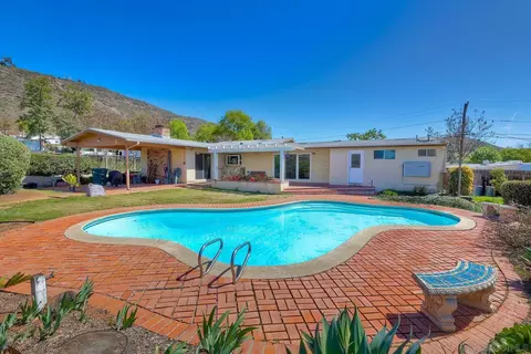 Exterior - 1346 Peppervilla Dr, El Cajon, CA 92021 photo 4 of 6