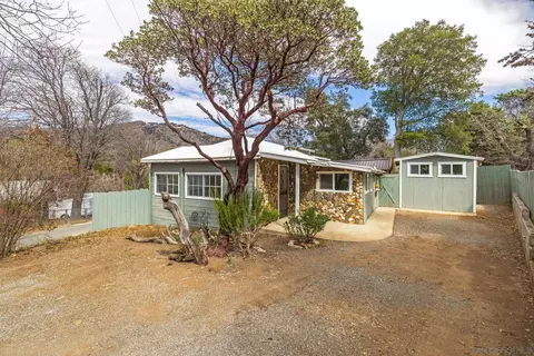 1925 Whispering Pines Dr, Julian, CA 92036