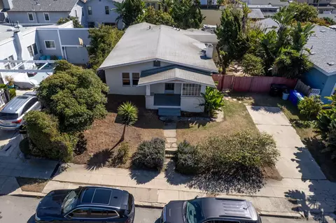 View/Area - 615 Nautilus St, La Jolla, CA 92037 photo 13 of 16