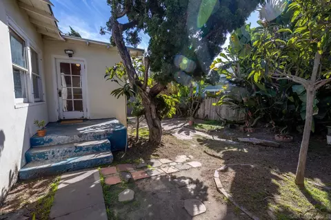 Exterior - 615 Nautilus St, La Jolla, CA 92037 photo 18 of 22