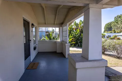 Exterior - 615 Nautilus St, La Jolla, CA 92037 photo 11 of 22
