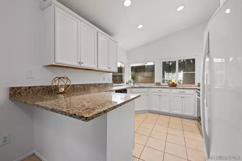 Kitchen - 39705 Creative Dr, Temecula, CA 92591 photo 1 of 3