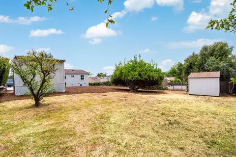 9208 Brookside Cir, Spring Valley, CA 91977
