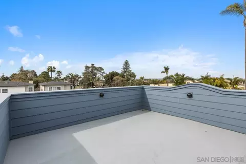 551 Orange Ave, Coronado, CA 92118 photo 17