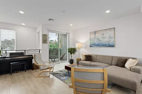 Living - 13220 Tarascan Dr #2, Poway, CA 92064 photo 4 of 4
