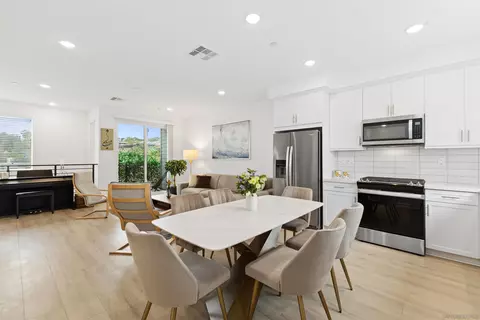 Dining - 13220 Tarascan Dr #2, Poway, CA 92064 photo 2 of 3